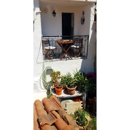Penny'S Studio In The Heart Of Poros Poros Town Exterior foto